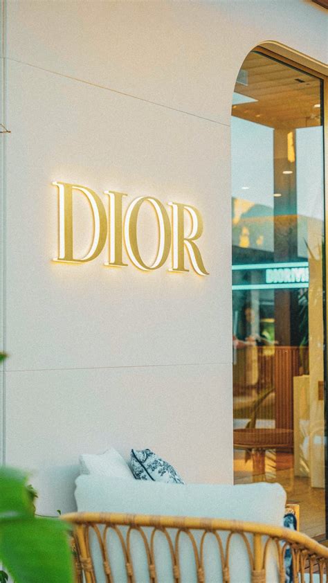 vérifier numéro de série dior|Tout Ce Que Vous Devez Savoir Sur Le Numéro De Série Dior.